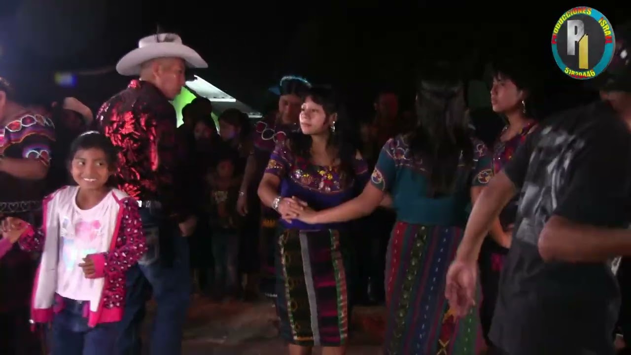 Musica De Flor Bonita dejame Chiaj Tres Cruces  8 De Noviembre 2025