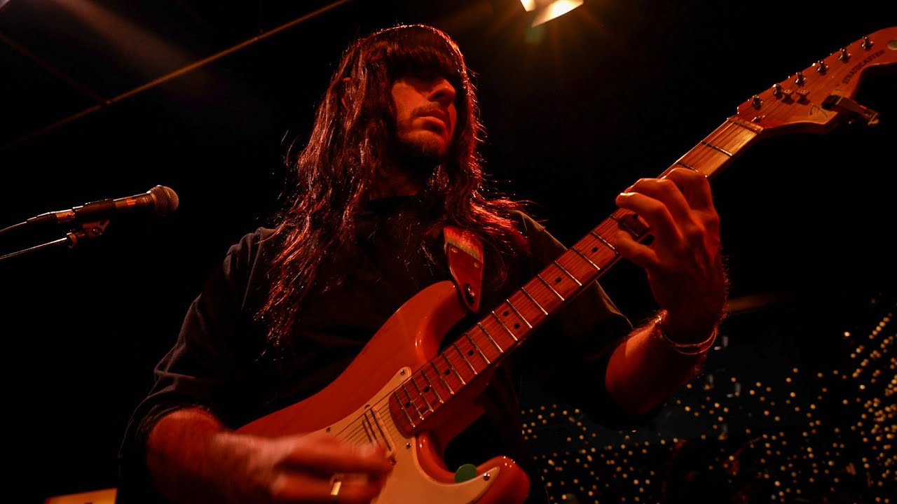 Khruangbin - August Twelve ii (Live on KEXP)