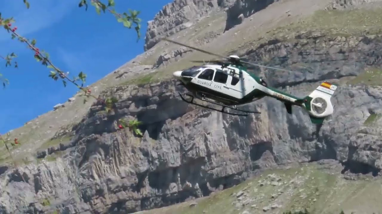 2022-08-27 Rescate de la Guardia Civil a dos montañeros cerca del Refugio de Lizara, en Huesca