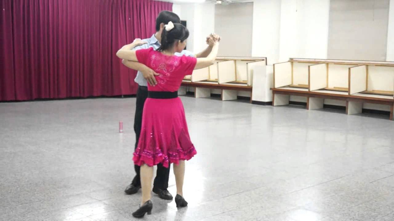 探戈依斯康地諾  高雄市常春土風舞協會 示範表演影片僅供觀賞 B128示範：林顯堂&呂富美 Kaohsiung Chang-Chuen Folk Dance Association