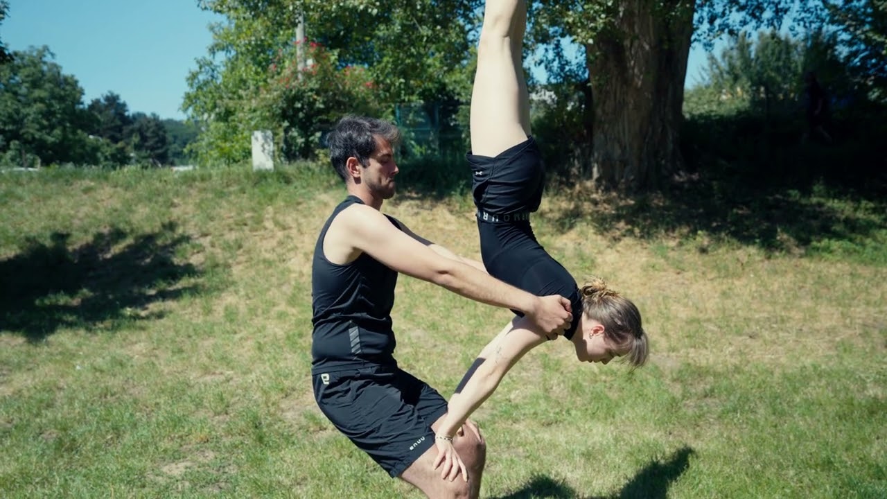 Balance in Motion: Aerial Yoga and Silk Dance | Brno | Sony FX3 | Rovnováha v Pohybu | Equilibrio