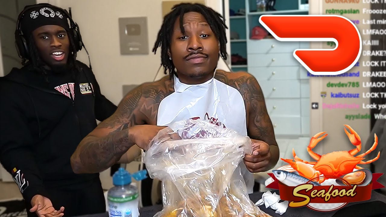 Duke Dennis Does A Spicy Sea Food MukBang On Stream! 🌶️🥵