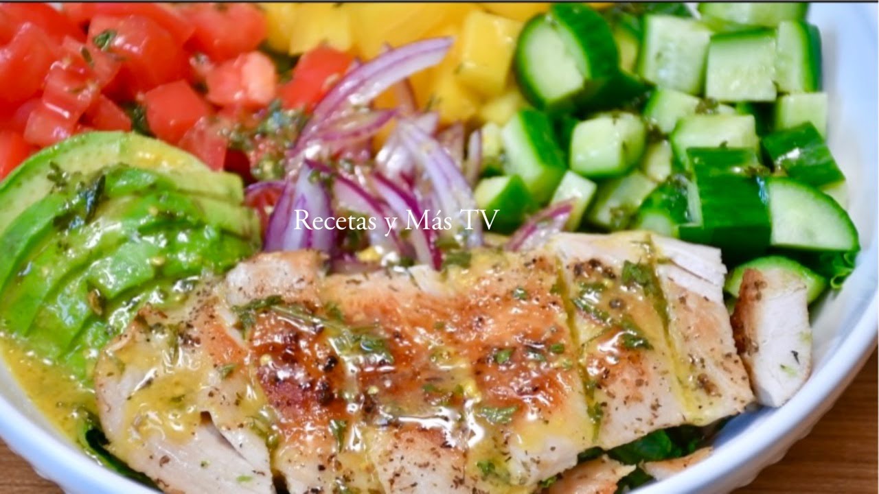 Ensalada de Pollo Riquisíma y Baja en Calorias, perfecta para bajar de peso!