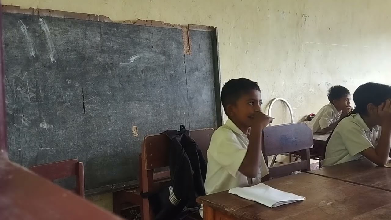 Membandingkan Pecahan 