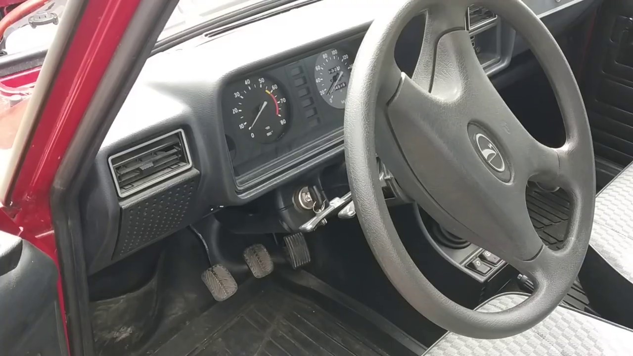 ВАЗ 2107 КАПСУЛА ВРЕМЕНИ 13 ЛЕТ СТОЯЛА НА ПЕНЬКАХ В ТЁПЛОМ ГАРАЖЕ