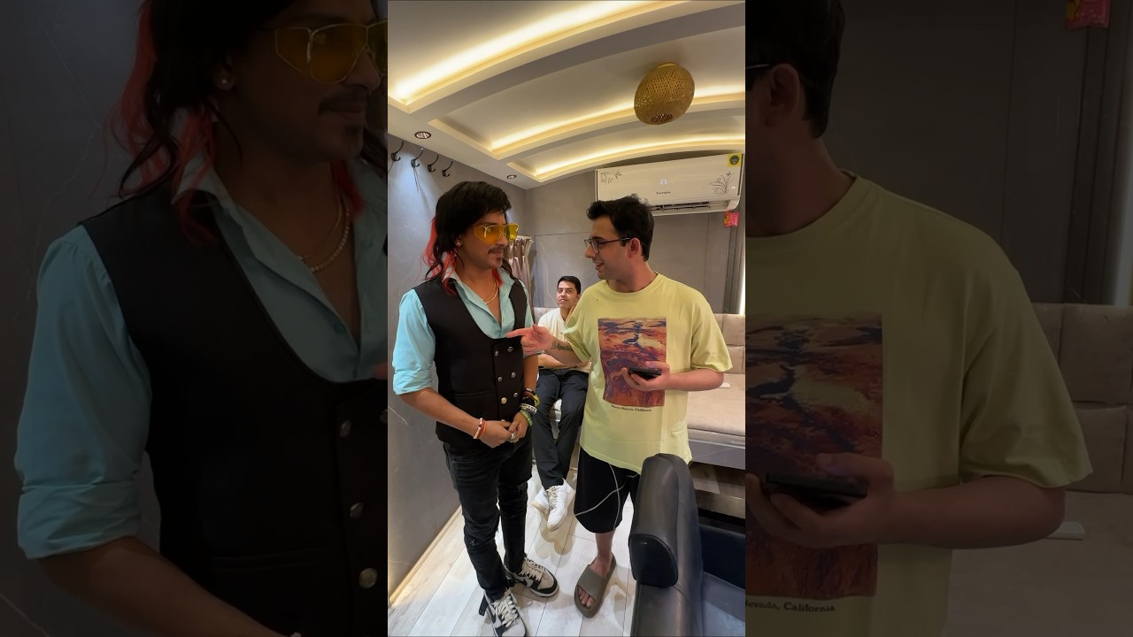 Carryminati gave chocoo to dolly.. 💀. #puravjha #carryminati #dolly