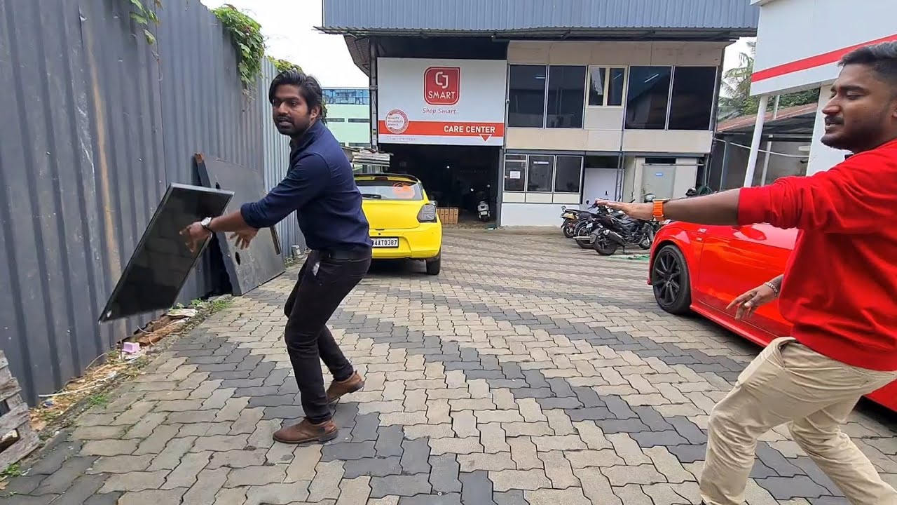 TV എറിഞ്ഞു പൊട്ടിച്ചു... Service center livd experience