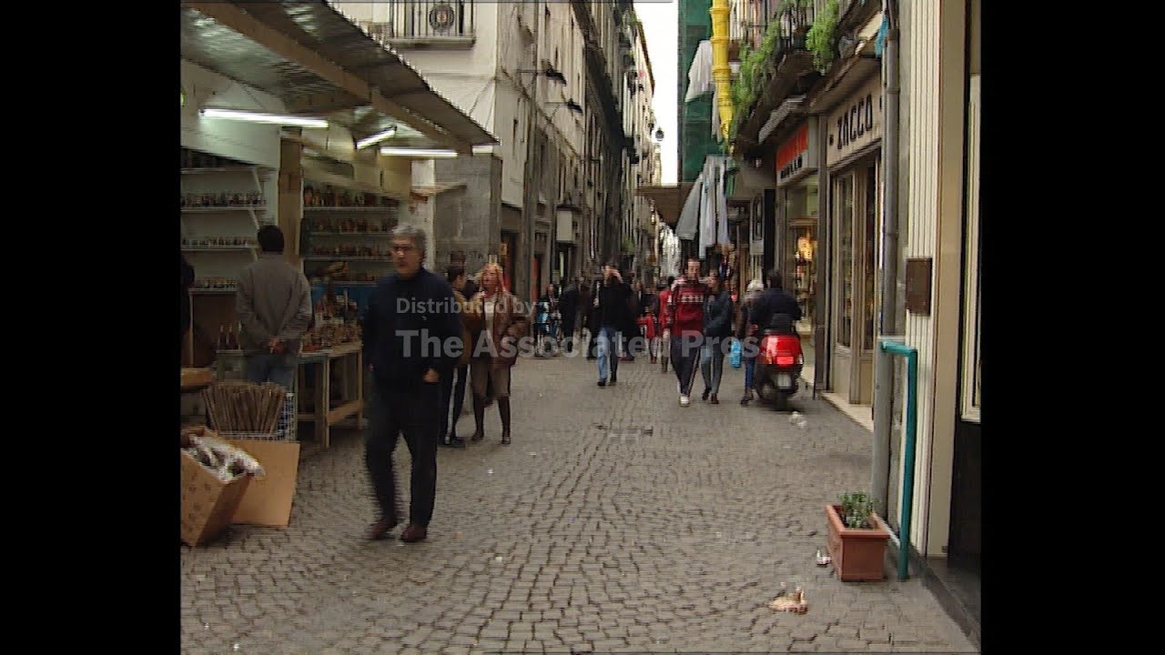 Italy Rushes Diana