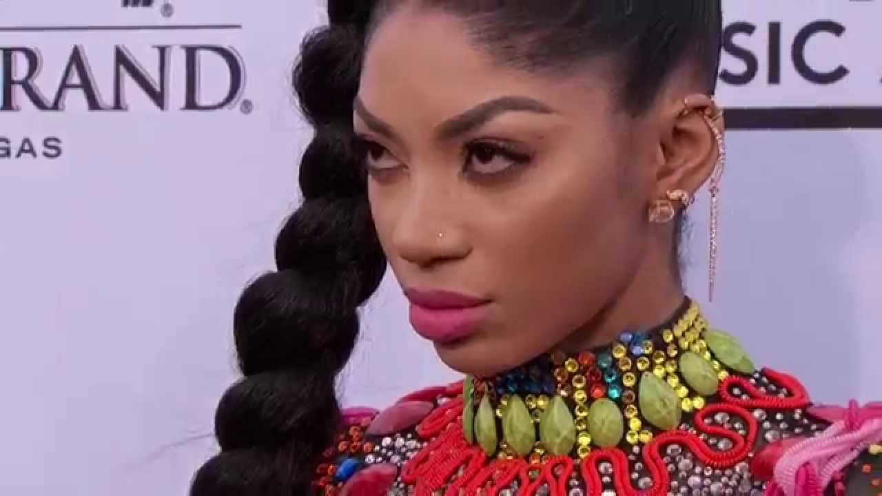 Dencia Red Carpet Fashion - BBMA 2015