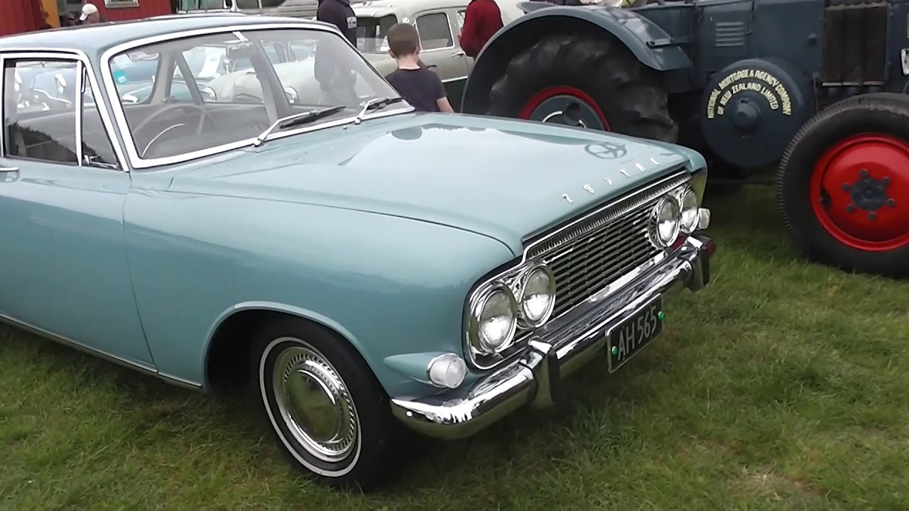 725, Ellesmere A&P show, classic cars 2 032