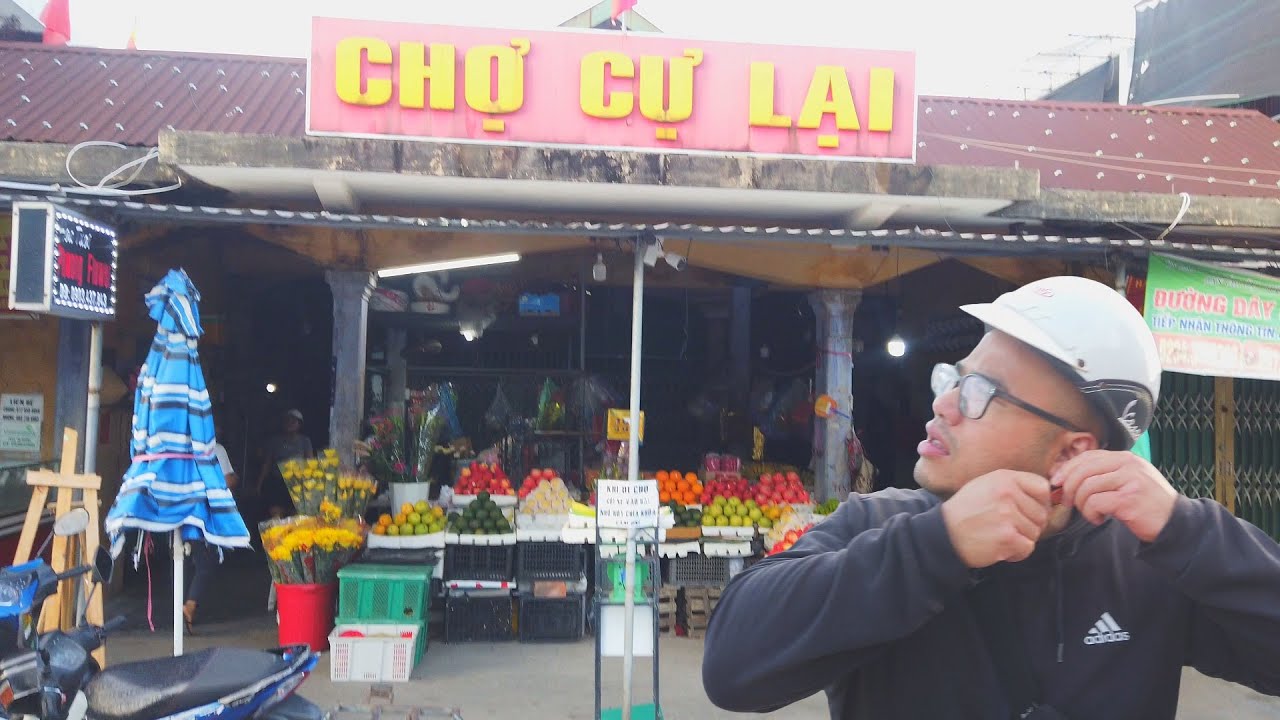 Grocery Shopping At A Local WET MARKET Here In Vietnam - Hue, CHO CU LAI MARKET - CHEAP LOCAL PRICE