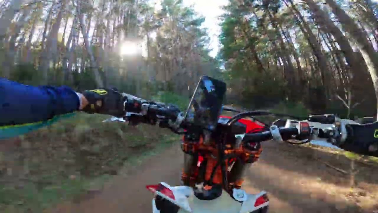 Ktm 450 Exc Six Days Dirt Bike Spanish Pyrenees Mountains (5)