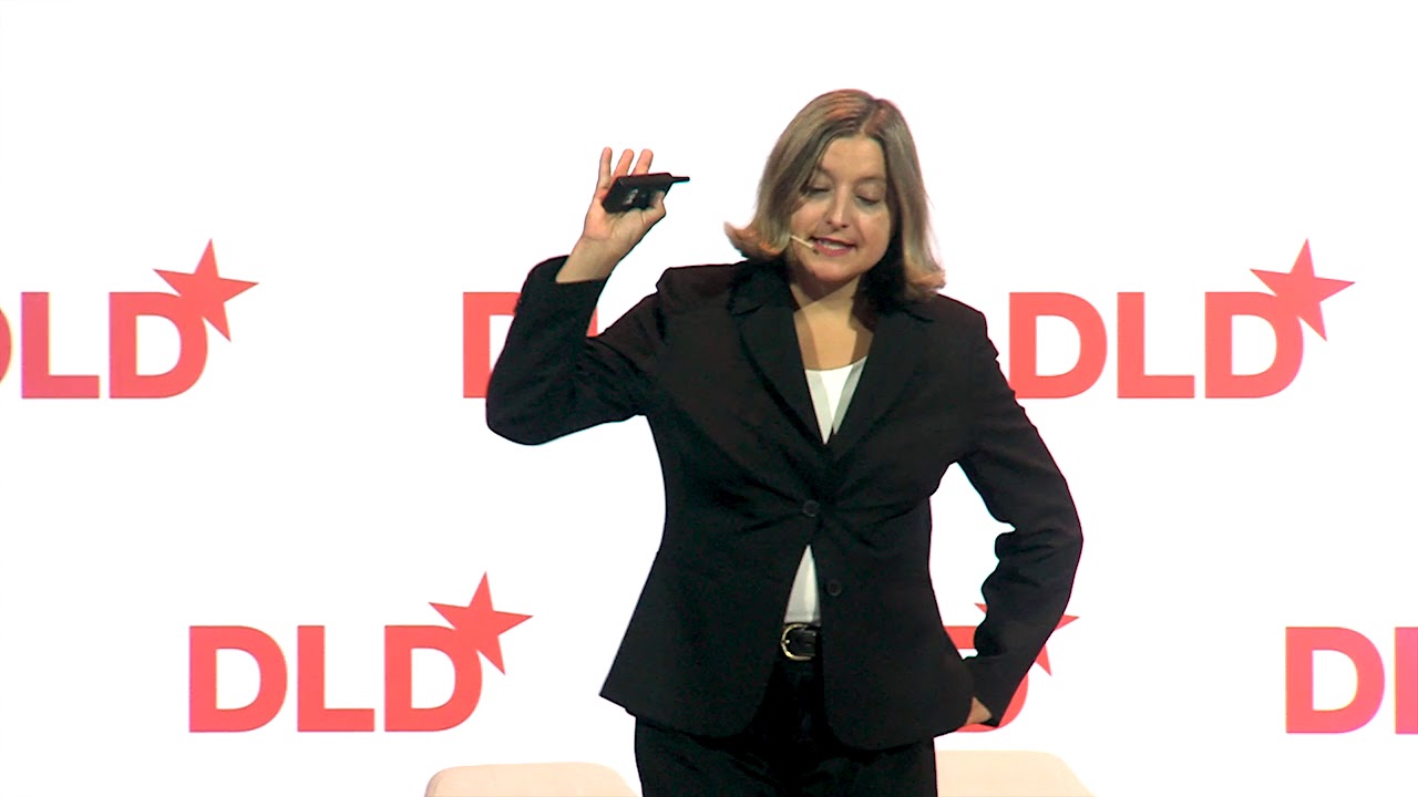 Disrupting Industries With Digitalization And Blockchain (Isabell Welpe, TUM) | DLD Singapore