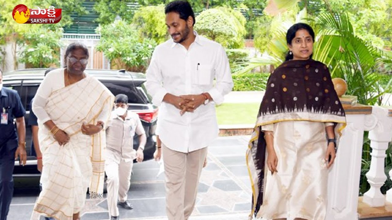 NDA Presidential Candidate Droupadi Murmu Visuals at AP CM YS Jagan House | Sakshi TV