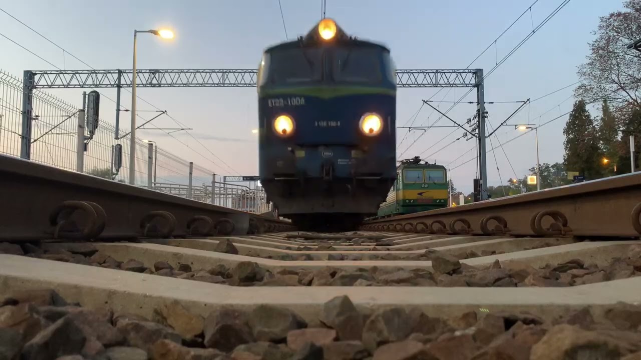 Ujęcia z dołu składu (Undertrains)