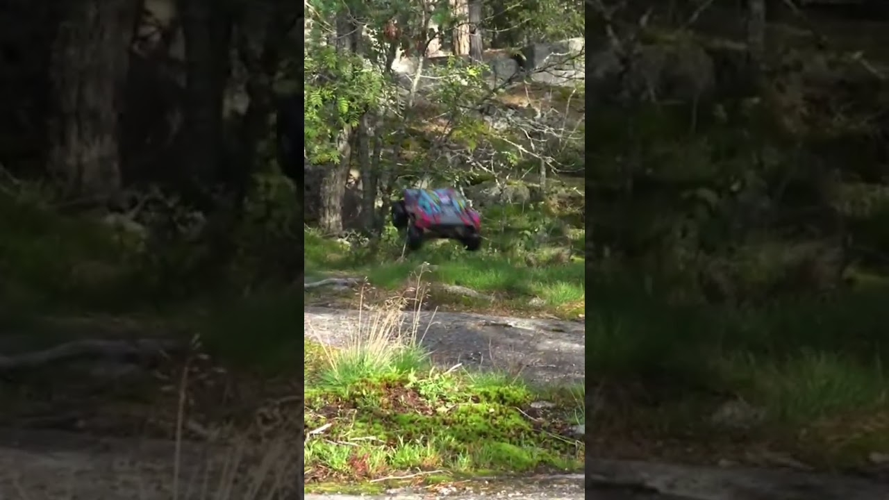 👻LOOKS like Slash 4X4 GOT SPOOKED or something🤣 #shorts #rc