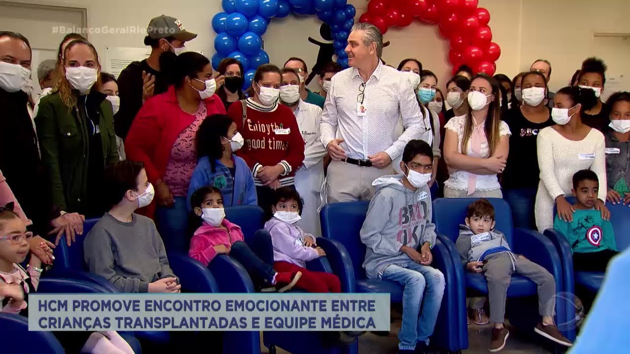 HCM promove encontro emocionante entre crian&ccedil;as transplantadas e equipe m&eacute;dica