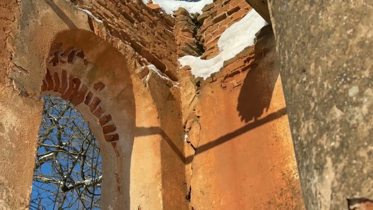 Заброшенный храм по дороге в Сулу. Почему туда стоит заехать