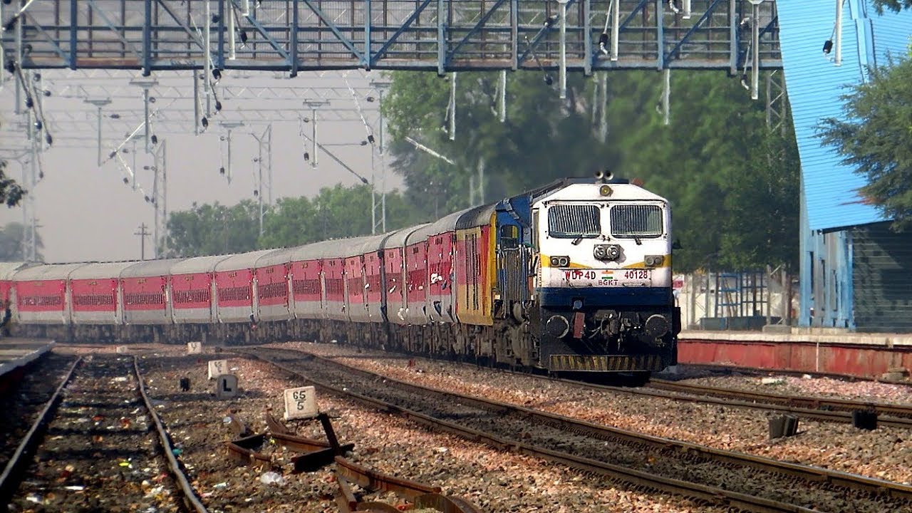 Diesel Trains Traffic on Delhi - Rewari Route : Indian Railways