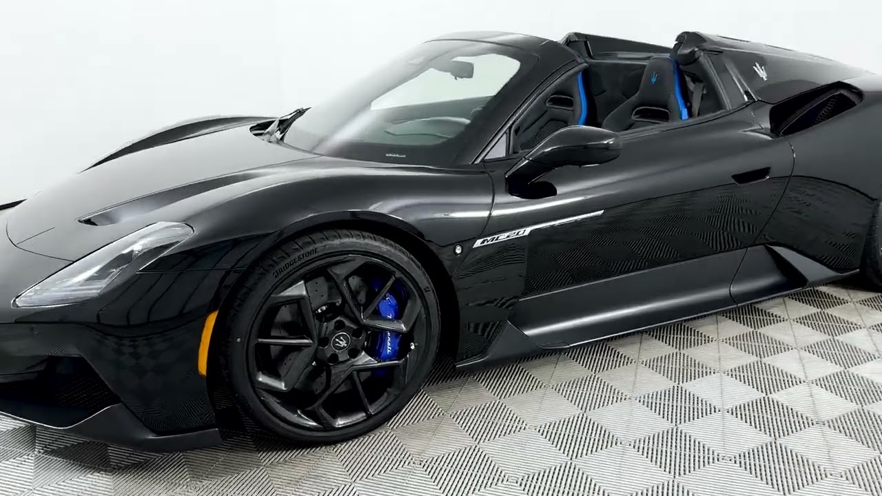 2023 'Nero Essenza' Maserati MC20 Cielo Exterior Walk-around