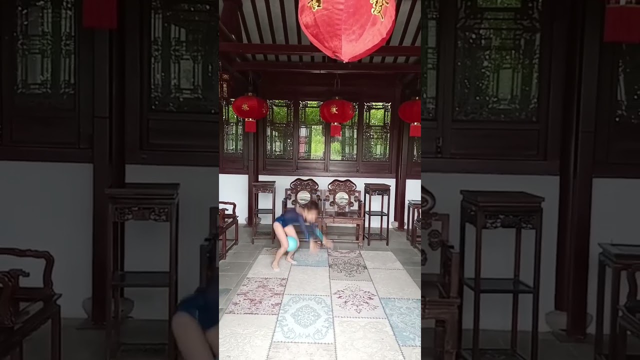 yeni video geliyor!...#shorts #cimnastik #backbend #sunday #flexibility #gymnasticsforkid
