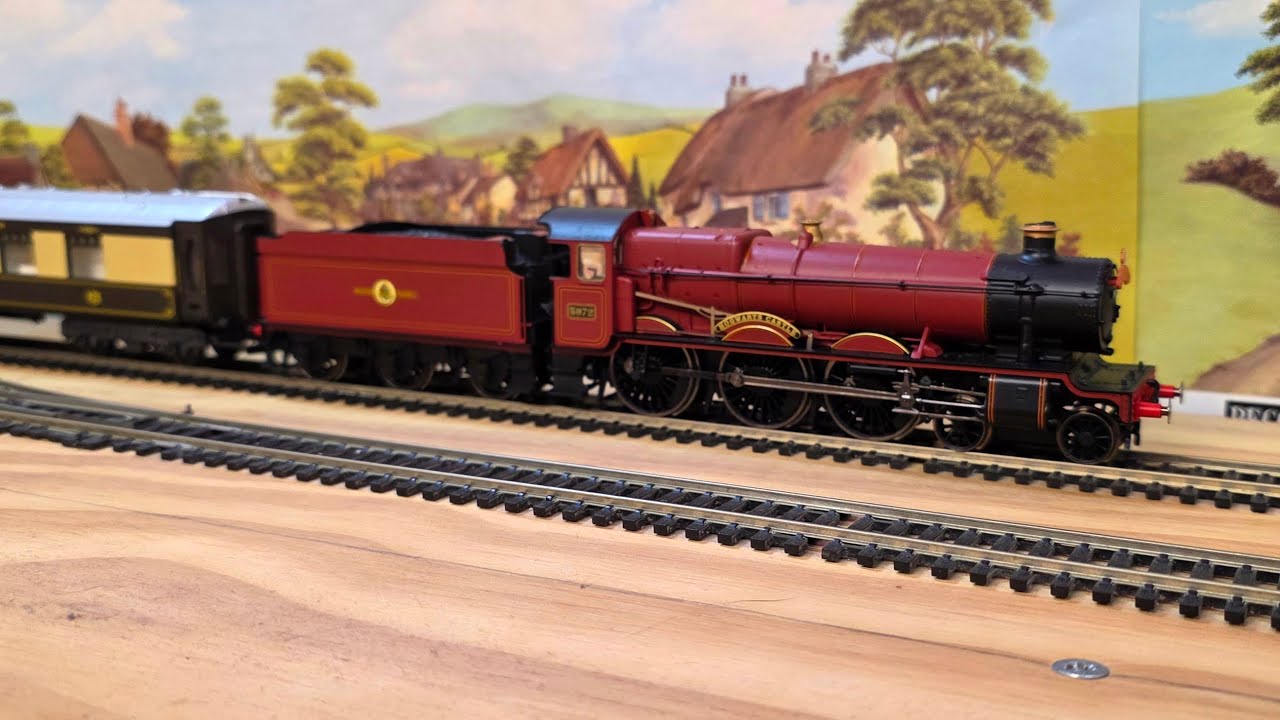 HORNBY GWR HALL CLASS 