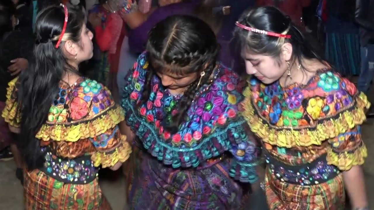😍Wow😍como bailan💃🕺la Cumbia Del Tilin🙈De Los Cubulense bailando con xoyita musical 2,021🍺🥃🍻🥂