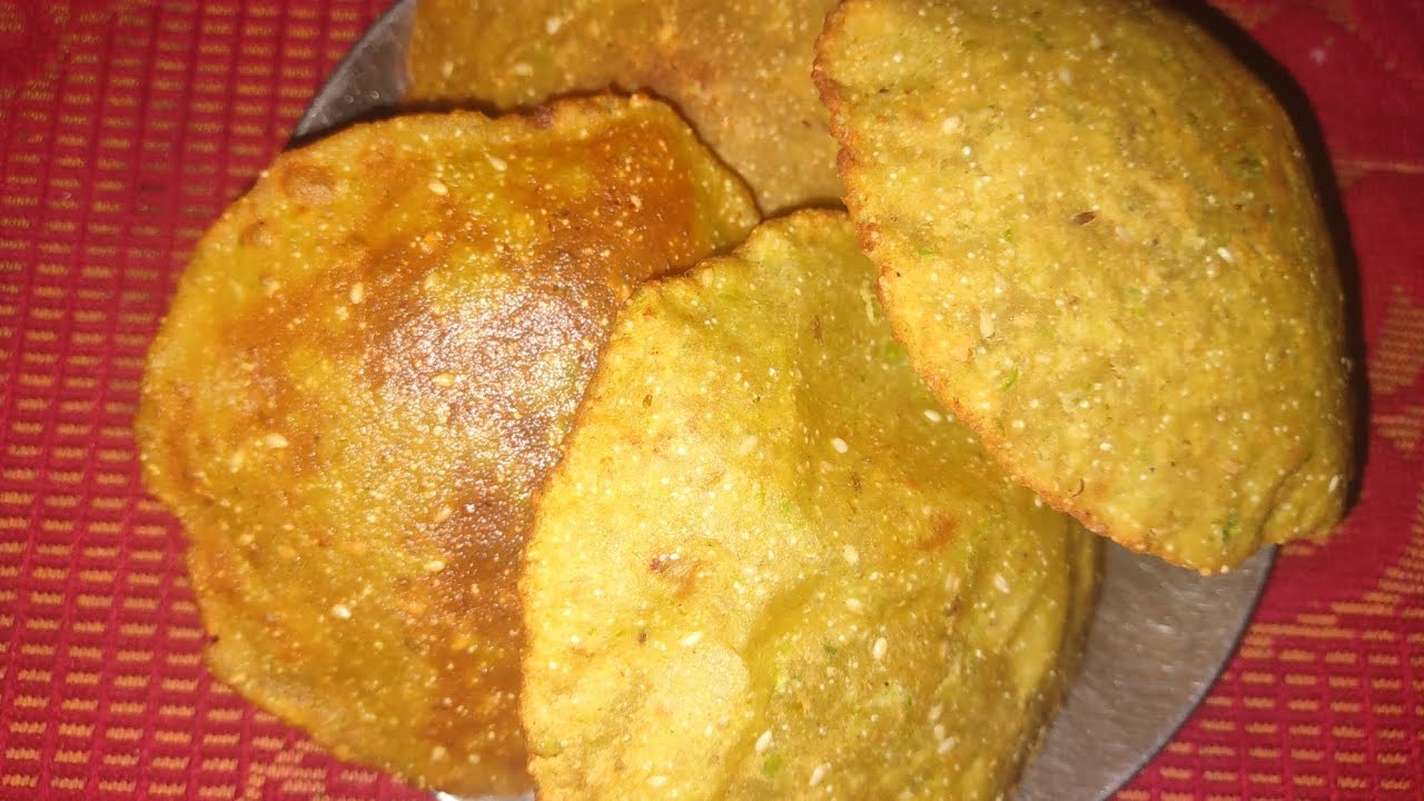कच्चे हरे मटर से बनाए टेस्टी खस्ता पूरी 😋🤤👍👌