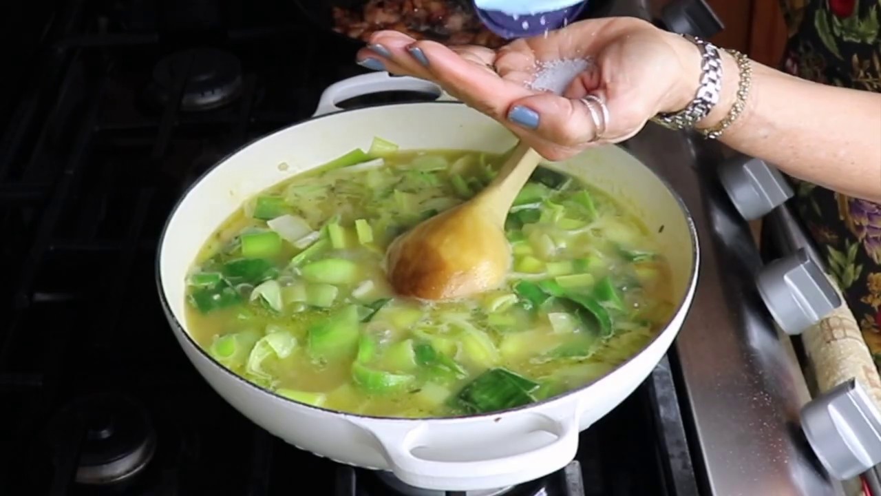 Deliciosa y fácil crema de papa con puerro (Potato Leek Soup): Receta paso a paso
