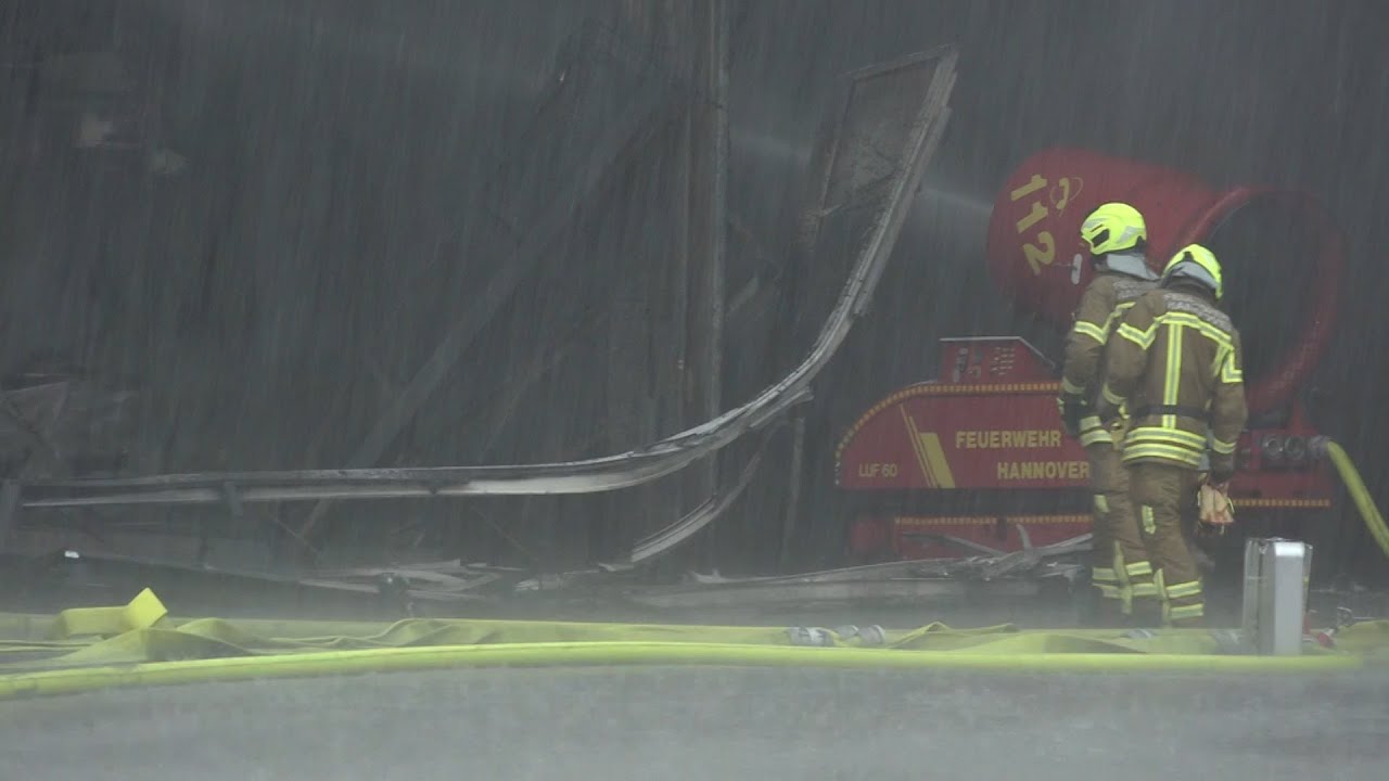 [E-Busse brennen] Großbrand Busdepot Hannover