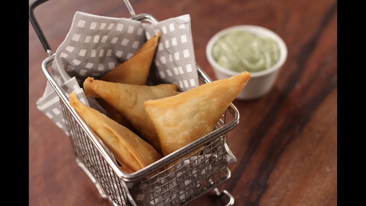 Parsi Style Patti Samosa | Sanjeev Kapoor Khazana