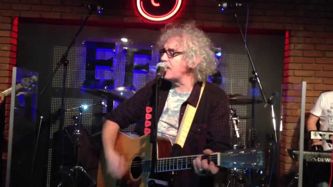 Yeni Türkü - Yedikule (Canlı Performans)