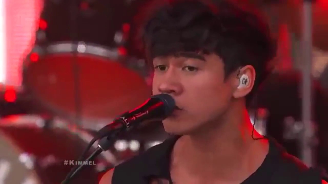 Calum Hood-18