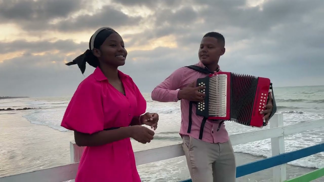 Te Quiere Salvar - Angelica Quejada & Carlos Puerta (Video Oficial)