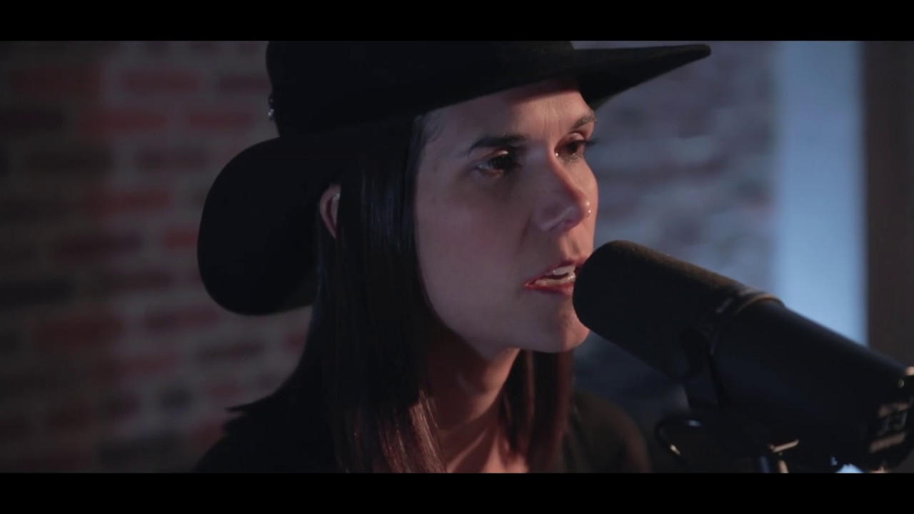 Heart - Alone (Cover by Melissa Ouimet)
