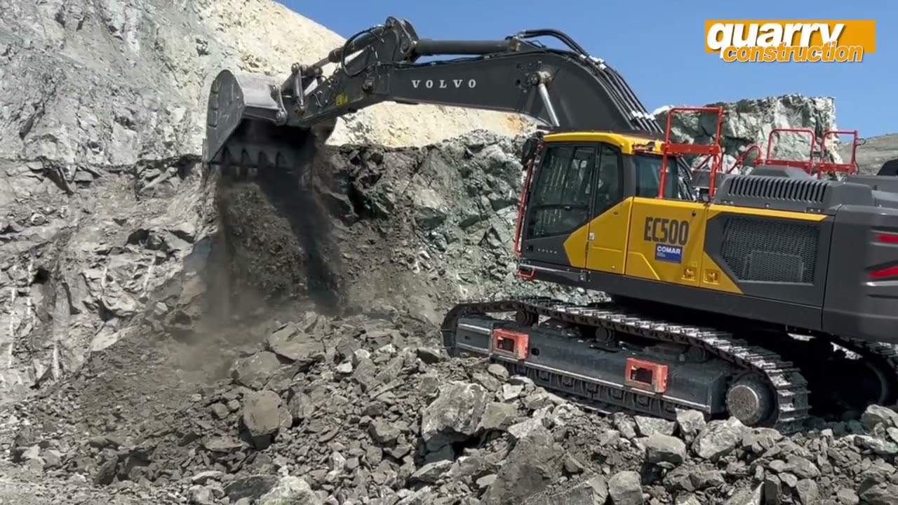 L’escavatore cingolato EC500 di Volvo CE in cava