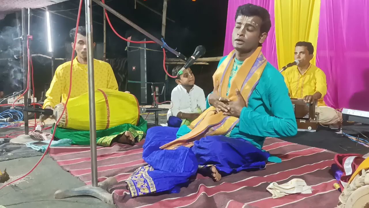অষ্টকালীন লীলা কীর্তনীয়া অভিজীৎ ব্যানার্জী যোগাযোগ -6296995520