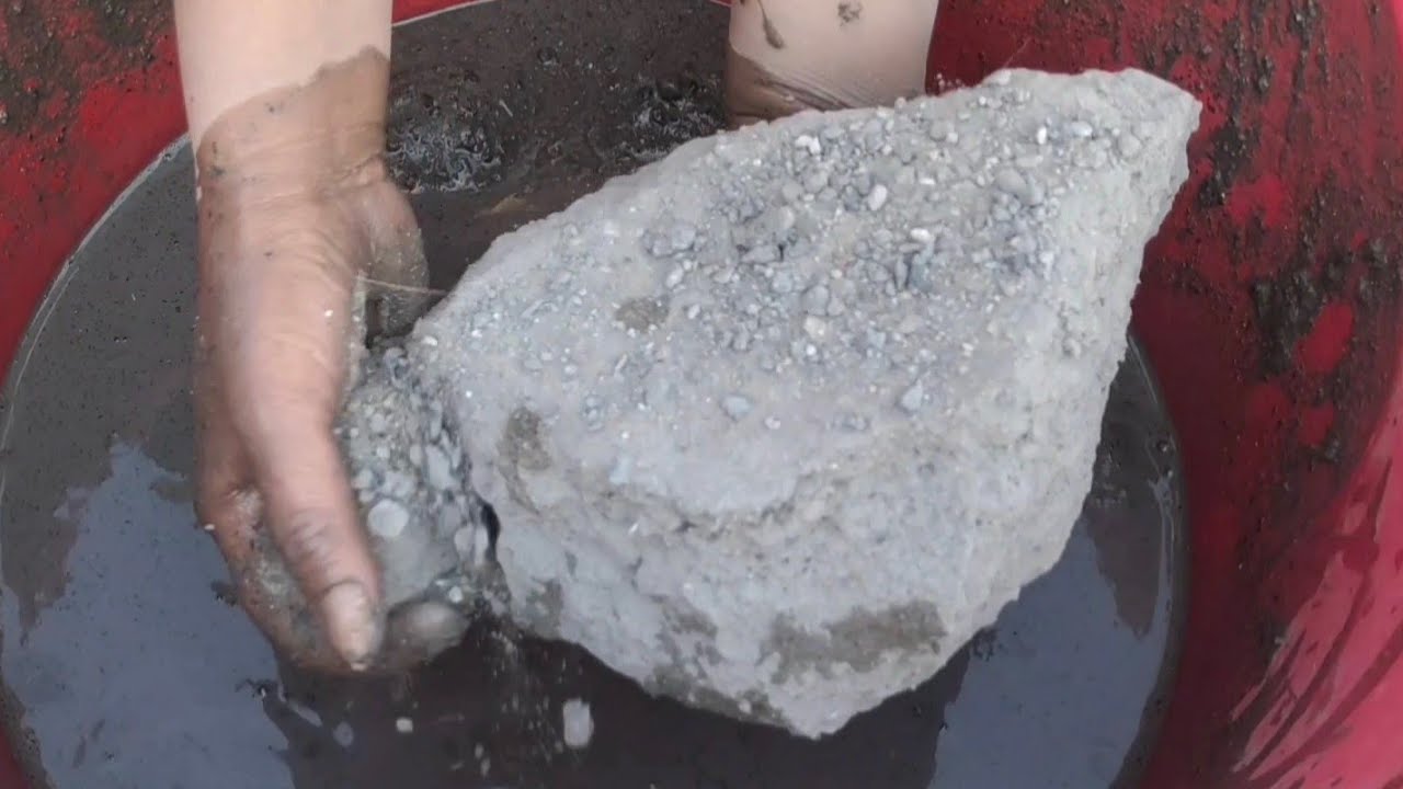 Slabs crumbling in water 💦💦/ SA ASMR