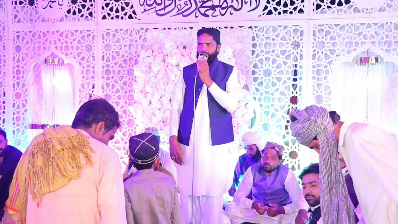 غریباں تے یتیم دا سہارا یا رسول اللہ قسم رب دی ہے مینوں سب تو پیارا یا رسول اللہ #MuhammadahmadQadri