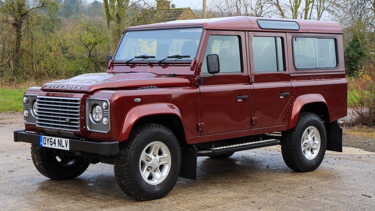 2014 Defender 110 XS in Montalcino Red