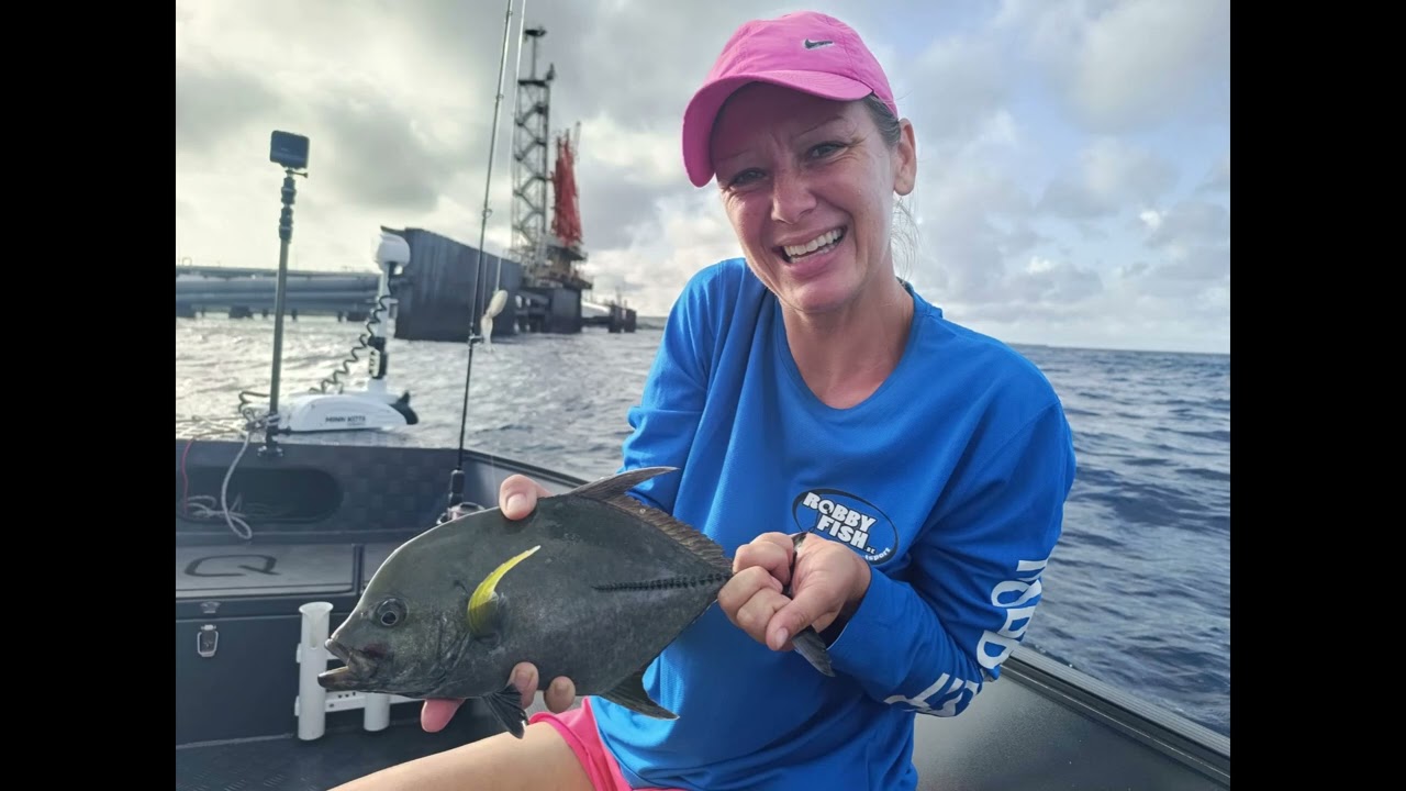 Jigging in Curacao Bartje kayak inshorefishing-tarpon-curacao