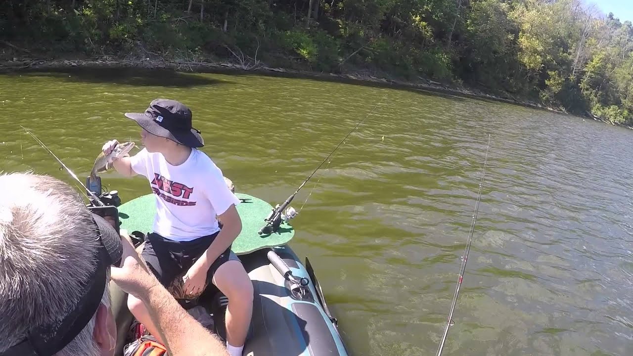 Fishing on the Sevylor 360 fish hunter