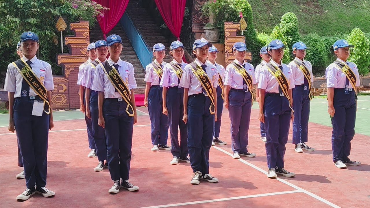 JUARA VARIASI FORMASI TERBAIK 1 PASKIBRA SMPN 1 LEBAKWANGI LKBB AKRABIS 5