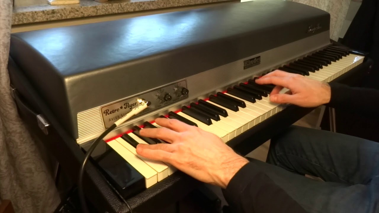 Rhodes Piano 1976 with Avion Studios Retro Flyer preamp