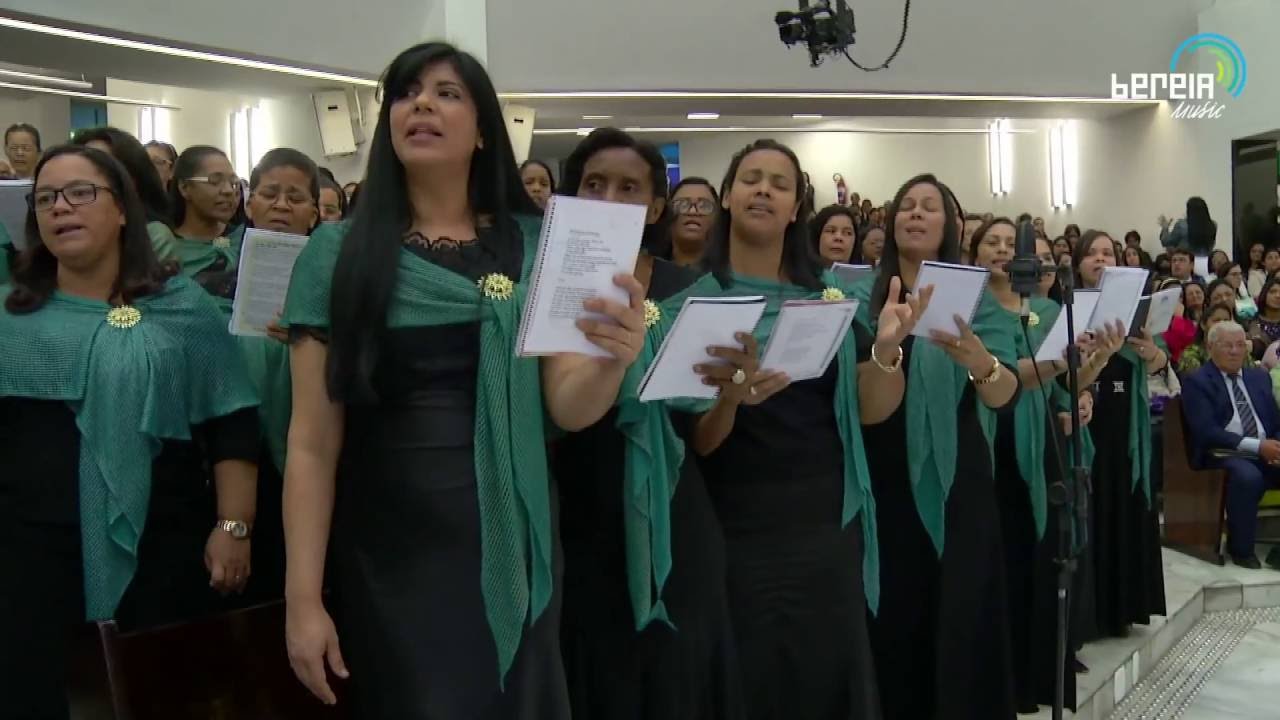 Eliã Oliveira | Em Nome do Senhor (Ao vivo) HD