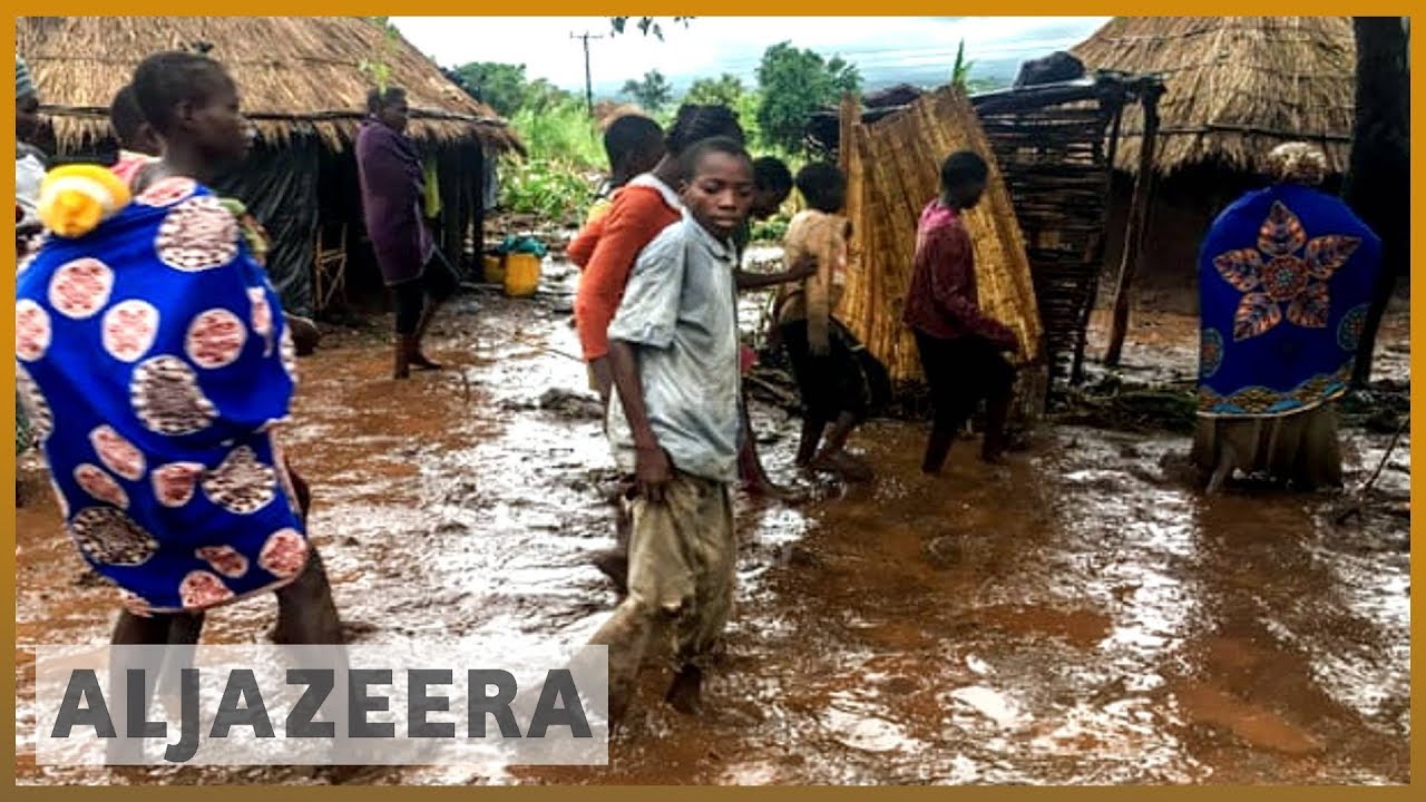 🌀 Cyclone Idai death toll at 215, Beira city '90 percent destroyed' | Al Jazeera English