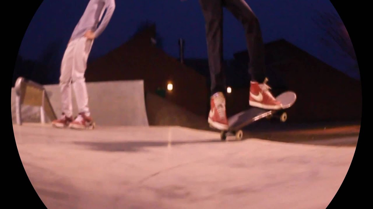 Tom Hurst - Switch Kickflip (Kickflip SlowMotion Twixtor)