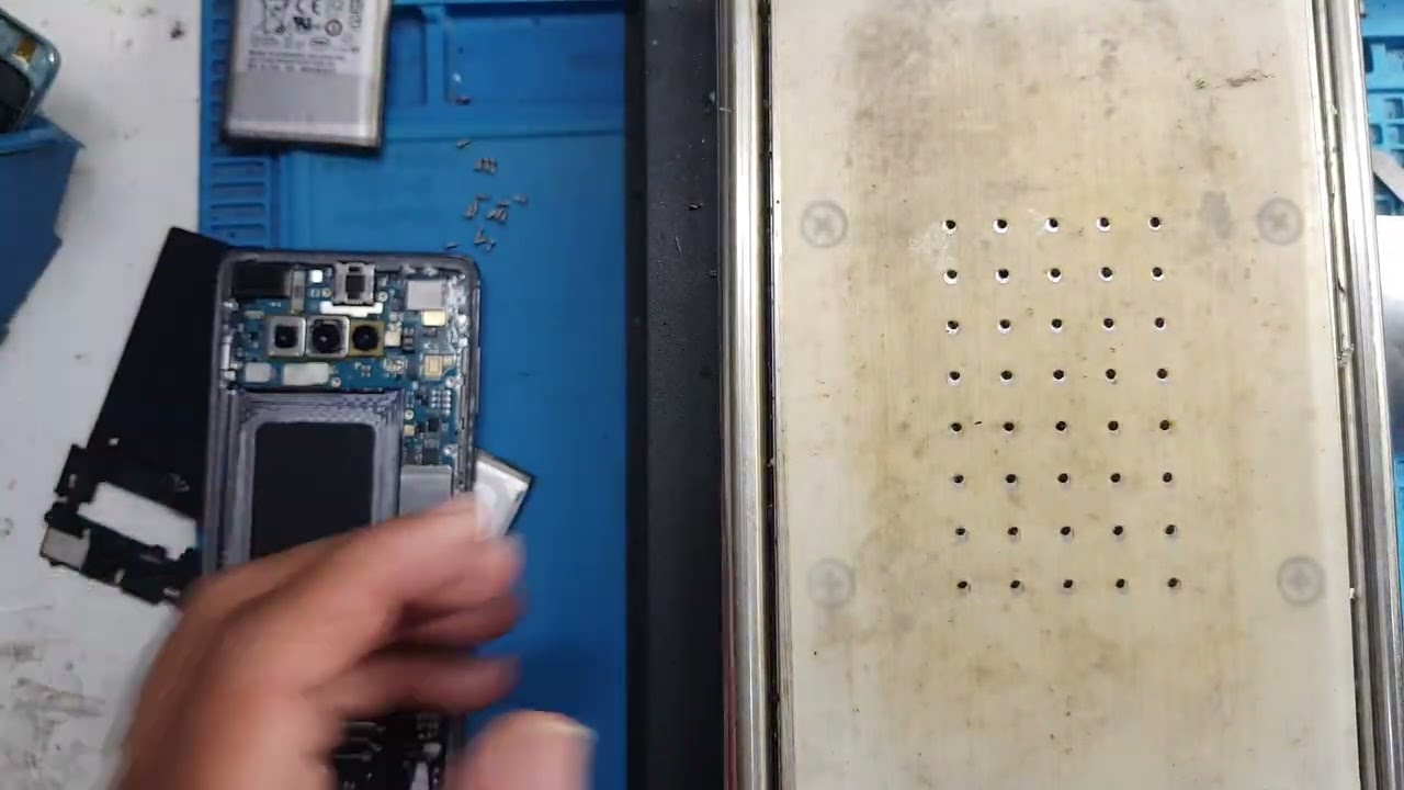 COMO TROCAR A BATERIA DO SAMSUNG GALAXY S10  PLUS ??