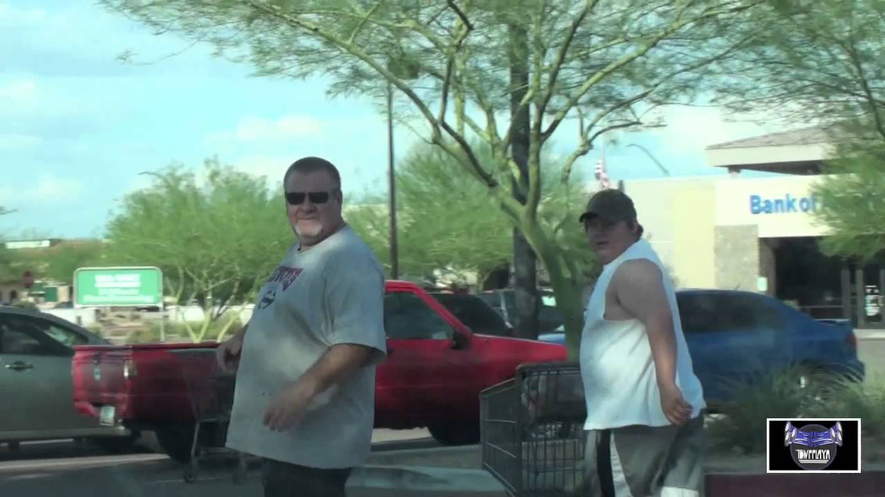 CAR CRASH STEREO PRANK