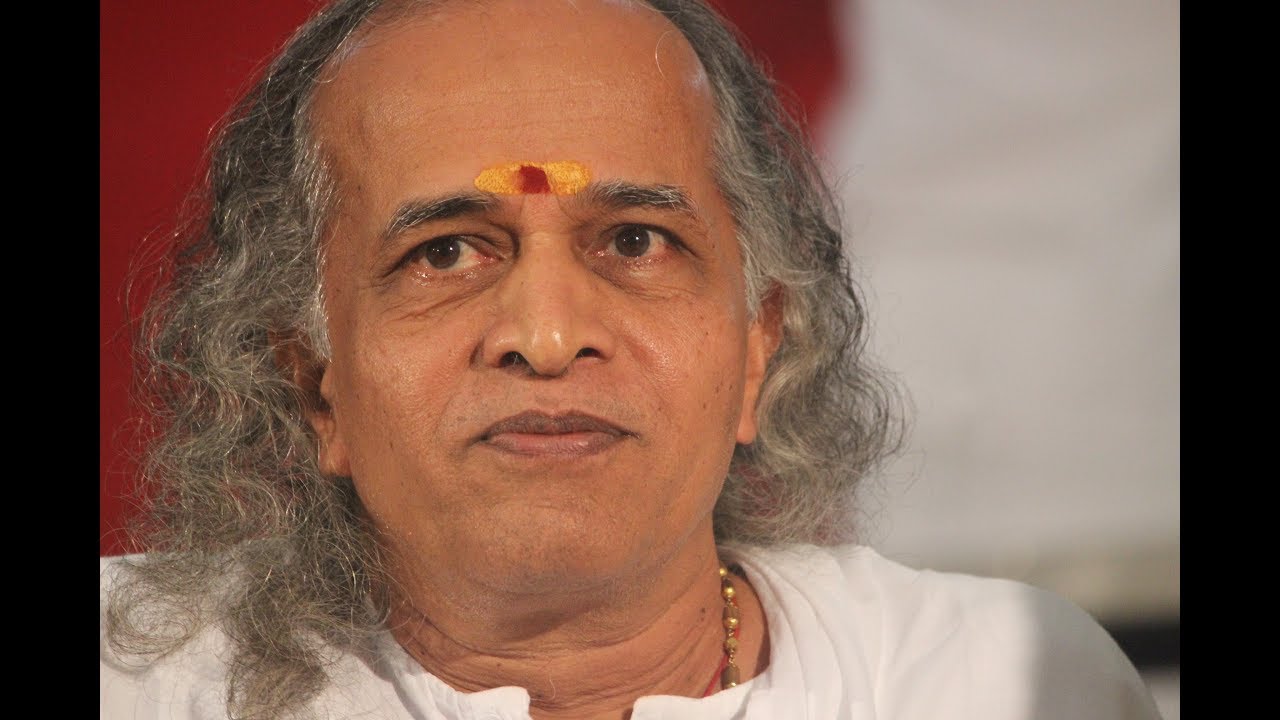 Narayana Narayana Jai Jai Govinda bhajan by Swami Suryapada (Chayanna)